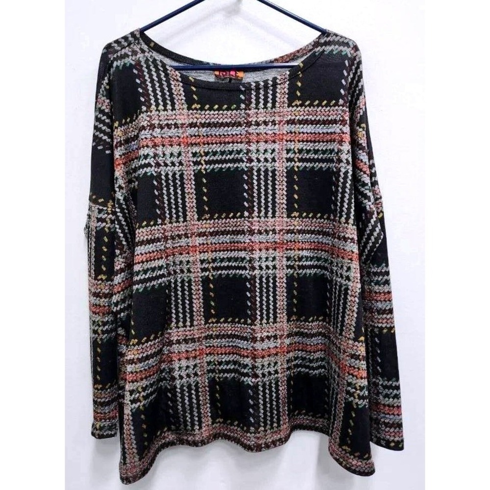 Isle by Melis Kozan Wearable Art Top Womens XL Multi Plaid Long Sleeve Knit